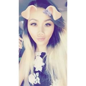 Meet your Posher, Christina